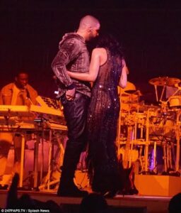 rihanna2