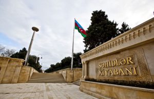 Şəhidlər Xiyabanı 1 Giris