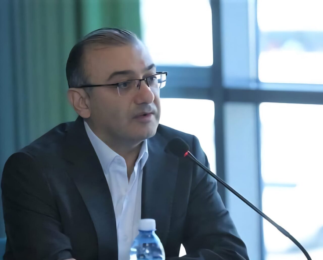 Yerüstü keçidlərdə işləməyən lift və eskalatorlar işləyir” -Eldəniz Cəfərov